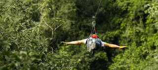 Jak se letí vzduchem na laně? Nejlepší ziplinové dráhy v Evropě