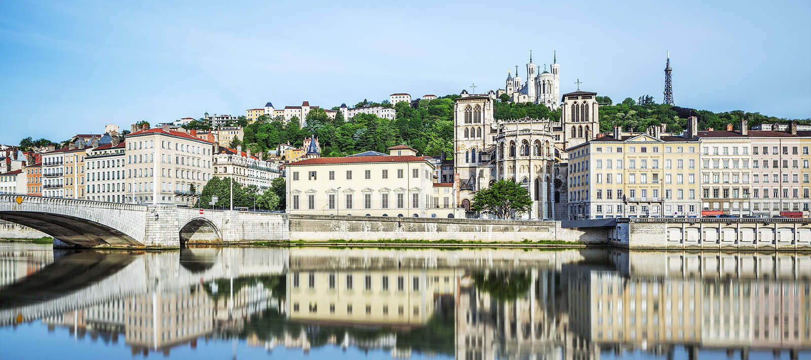 Dvakrát týdně do Lyonu se SmartWings