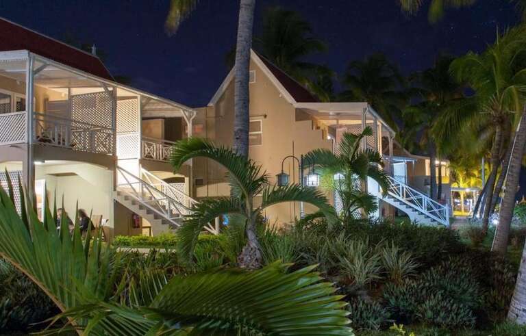 Villas Caroline 3*