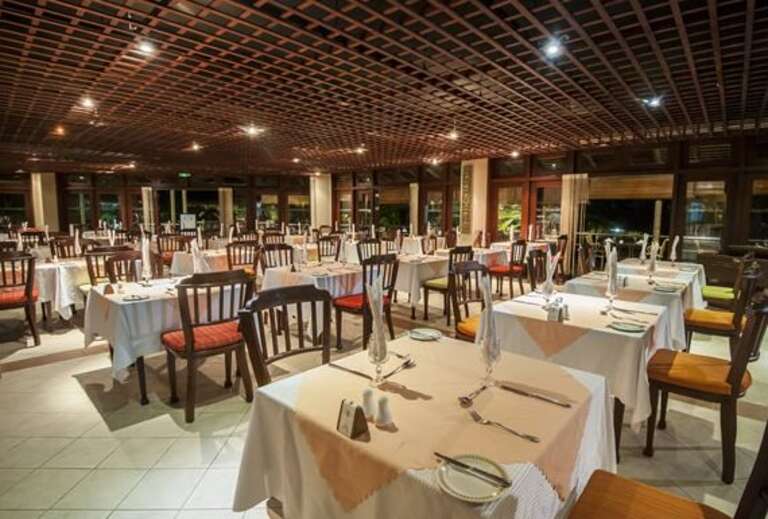 Jalsa Beach Hotel & Spa 4*