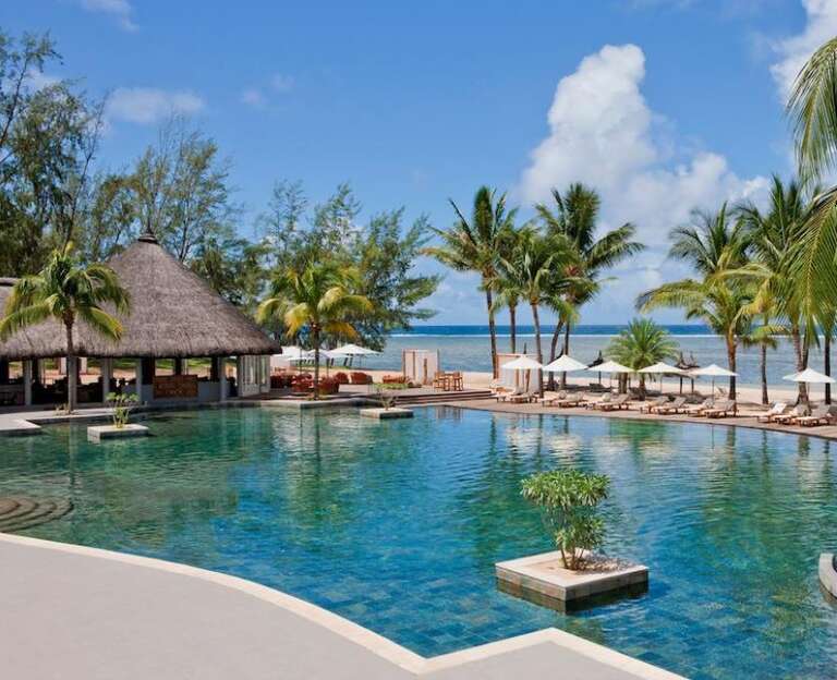 Outrigger Mauritius Beach Resort 5*