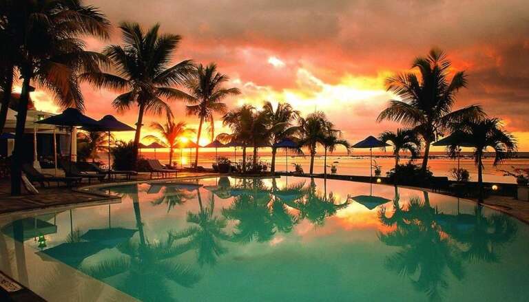 Villas Caroline 3*