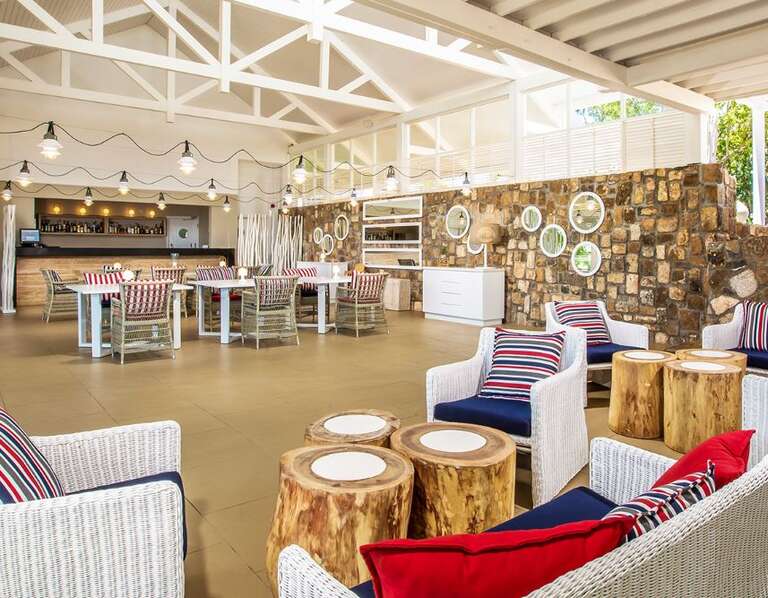 Radisson Blu Azuri Resort & Spa 5*