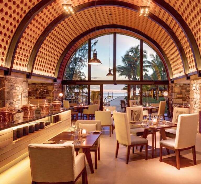 Outrigger Mauritius Beach Resort 5*