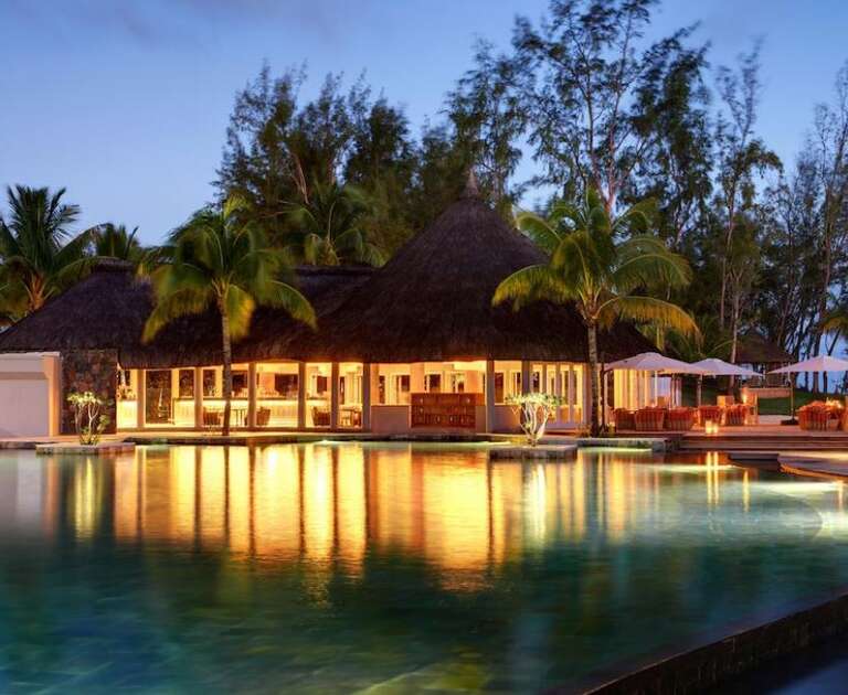 Outrigger Mauritius Beach Resort 5*