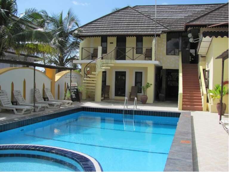 Arabian Nights Hotel 4*