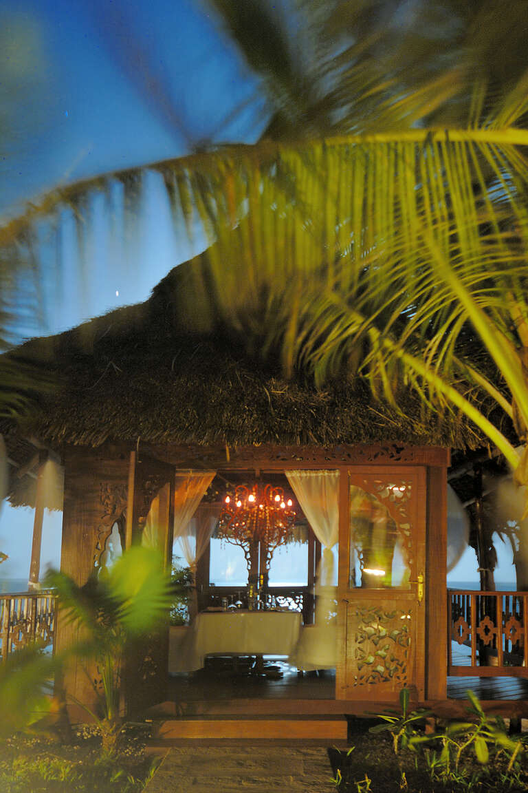 Breezes Beach Resort 5*