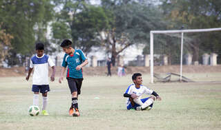 LÉTÁTE S NÁMI: Indický fotbal