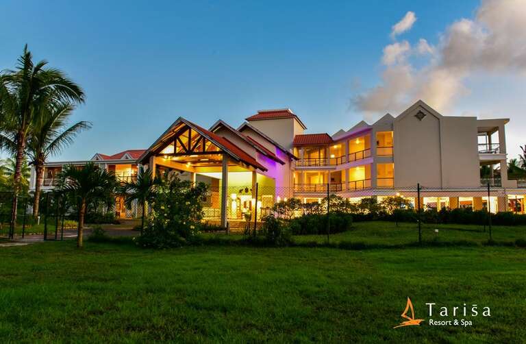 Tarisa Resort & Spa ***