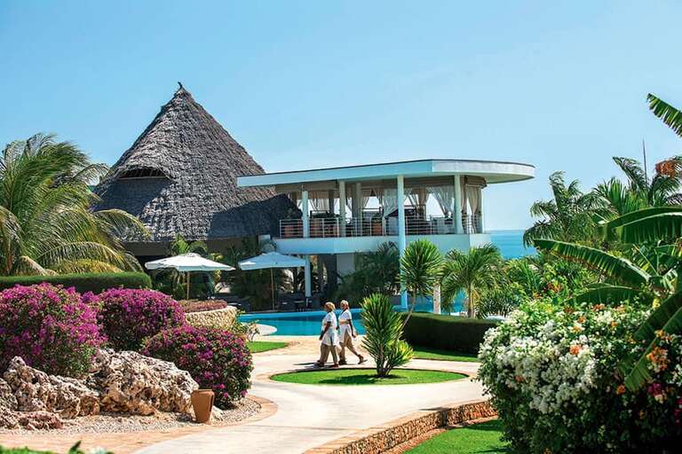 Riu HOTEL LA GEMMA DELL’EST 5*
