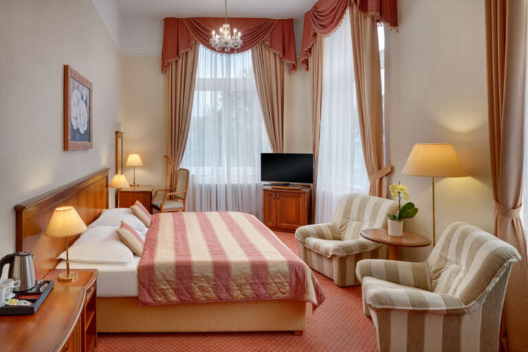 Hotel Centrální Lázně 4*