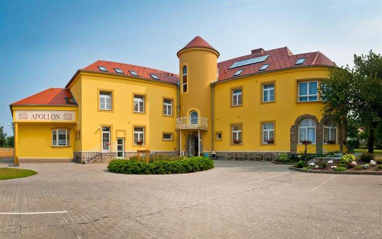 HOTEL APOLLON