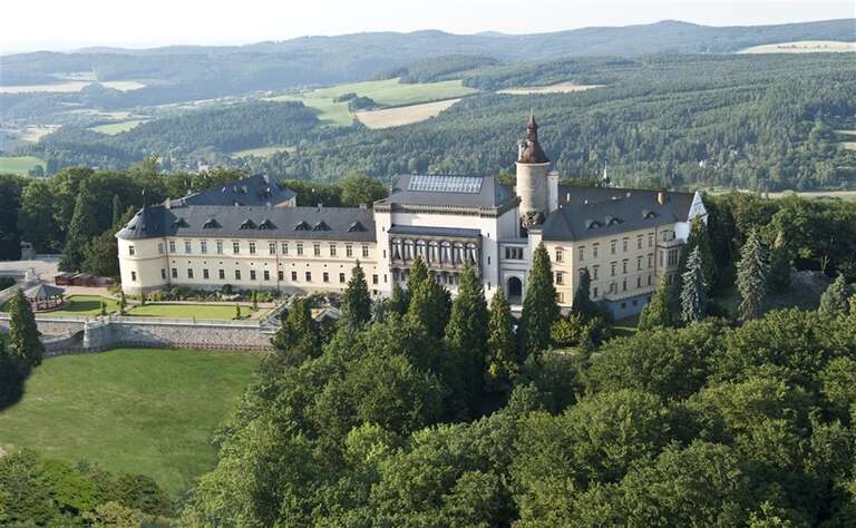 Chateau hotel Zbiroh 4*