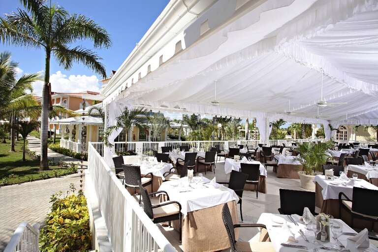 BAHIA PRINCIPE LUXURY AMBAR