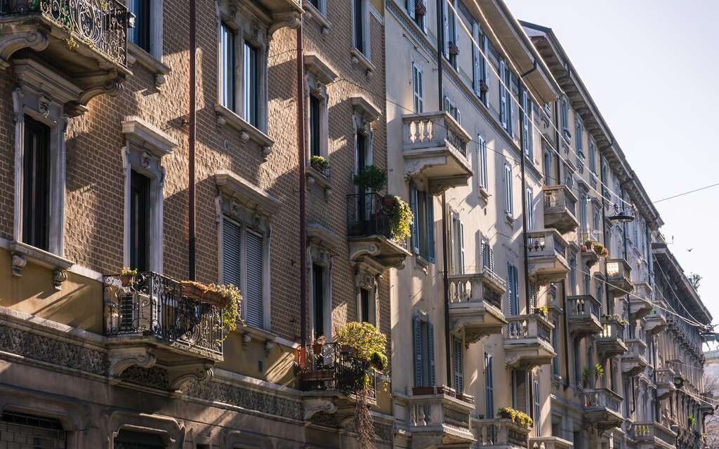 Milán