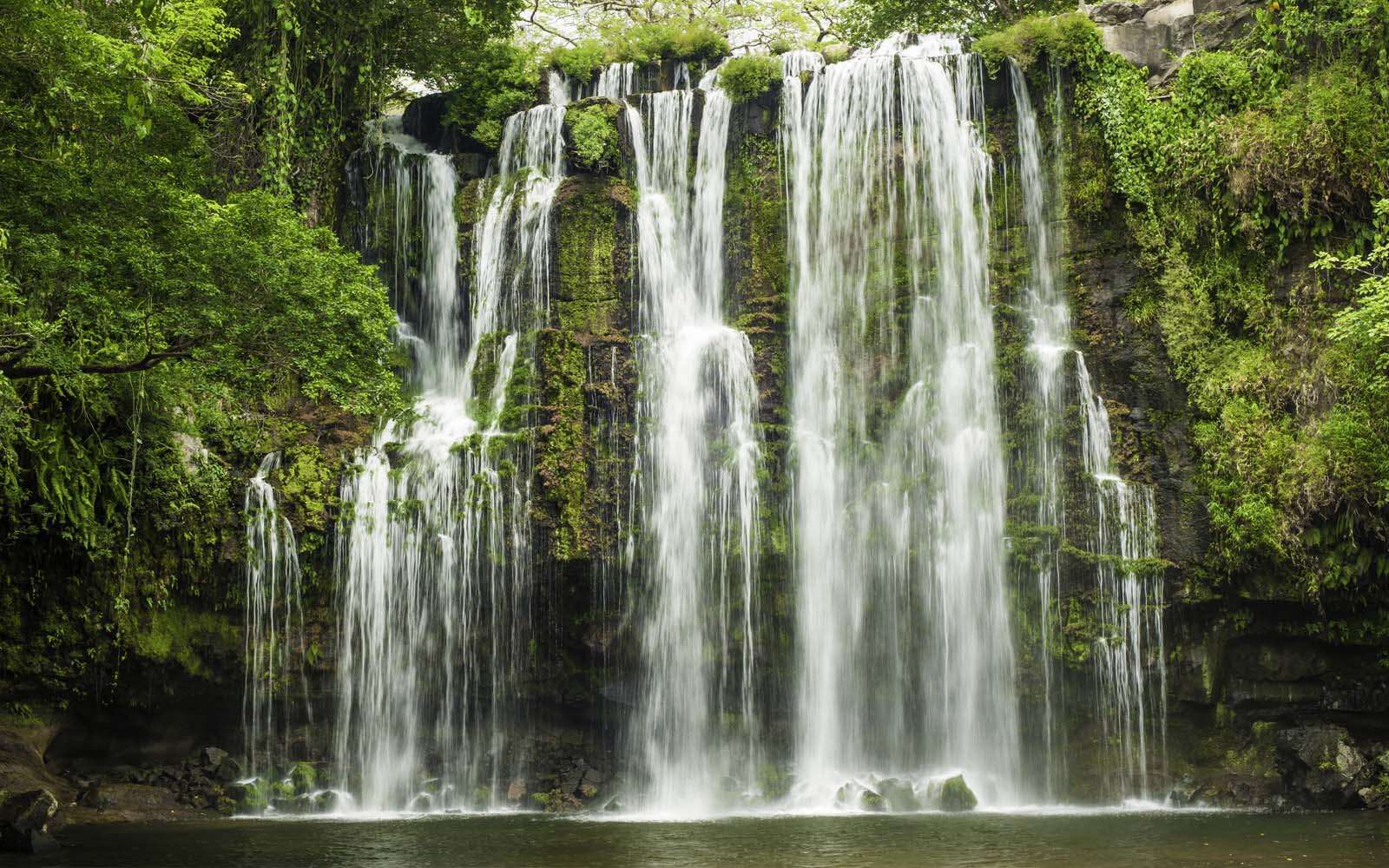 Nejkrásnější vodopády na světě – zaměřeno na Kostariku