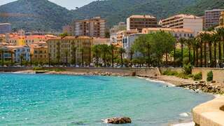 Mezi Amalfi a Korsikou: Saint-Tropez, Florencie a Sicílie